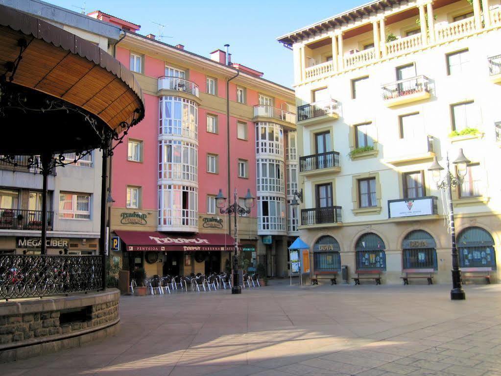 Pension Txiki Polit Hotel Zarautz Exterior photo